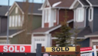 Mortgage borrowers who held out for lower rates are paying the price