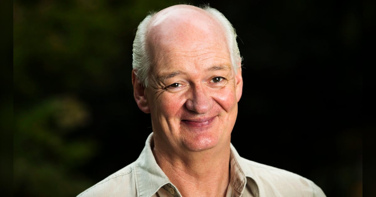 Colin Mochrie postpones comedy shows for emergency surgery