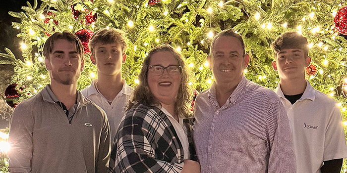 Alex Madeiros Earns Top Golf Certification