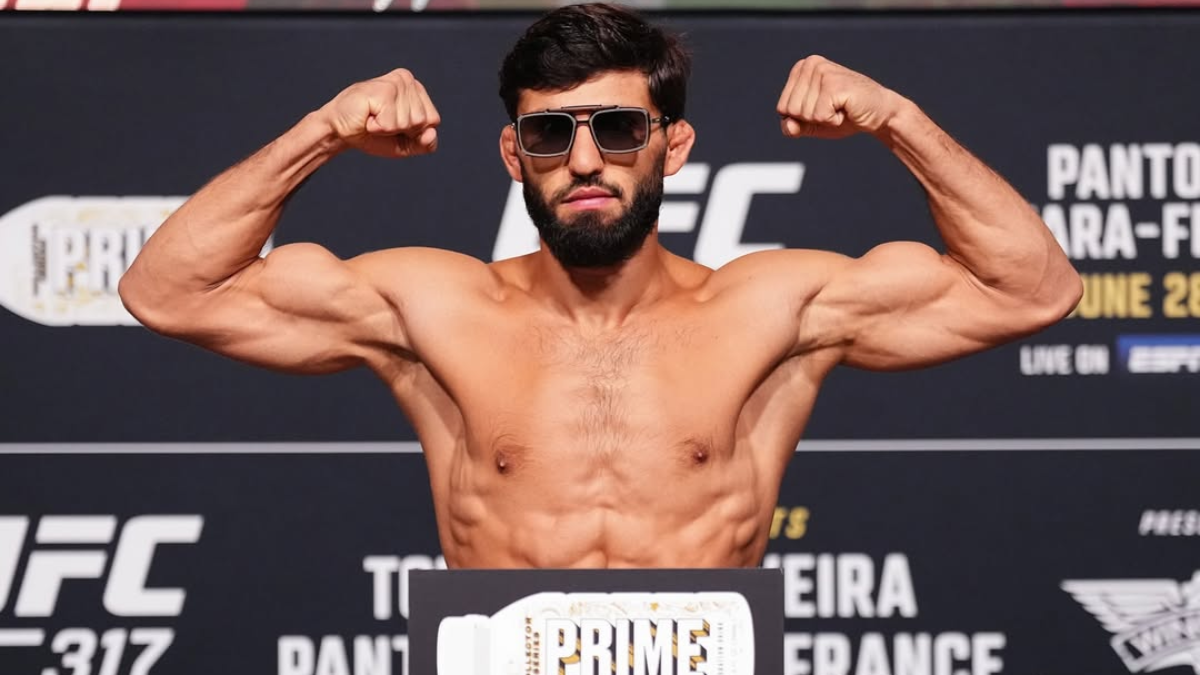 Arman Tsarukyan Potentially Eyes BMF, Featherweight Titles