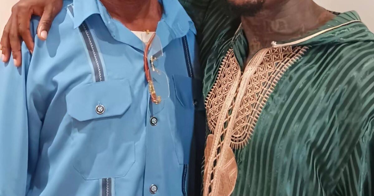 Asake reunites with father, daughter, and baby mama