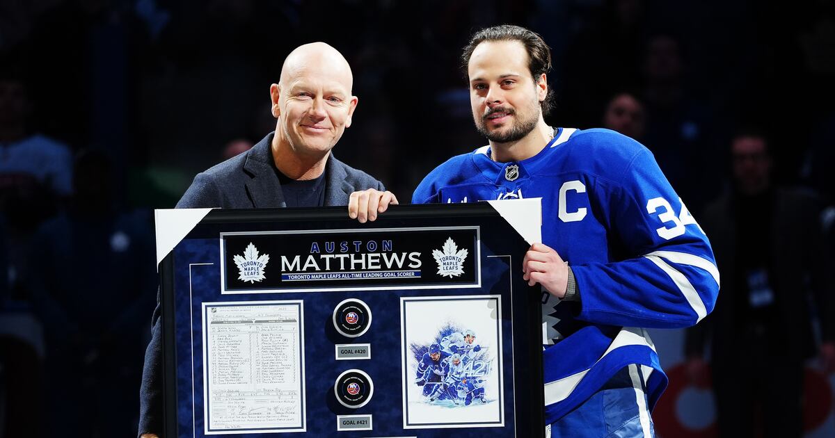 Auston Matthews thrilled with Mats Sundin's special appearance
