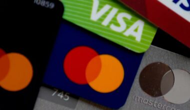 Trump pushes a 1-year, 10 per cent cap on credit card interest rates and banks balk - CTV News