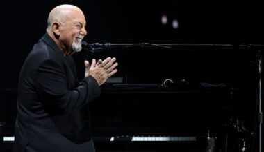 Billy Joel Plays First Show Since Brain Disorder Diagnosis
