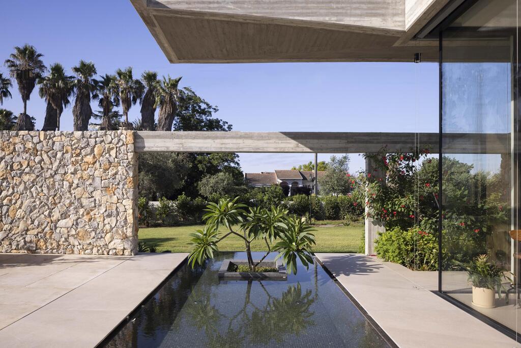 בית פרטי בתכנון בריק רוה אדריכלים