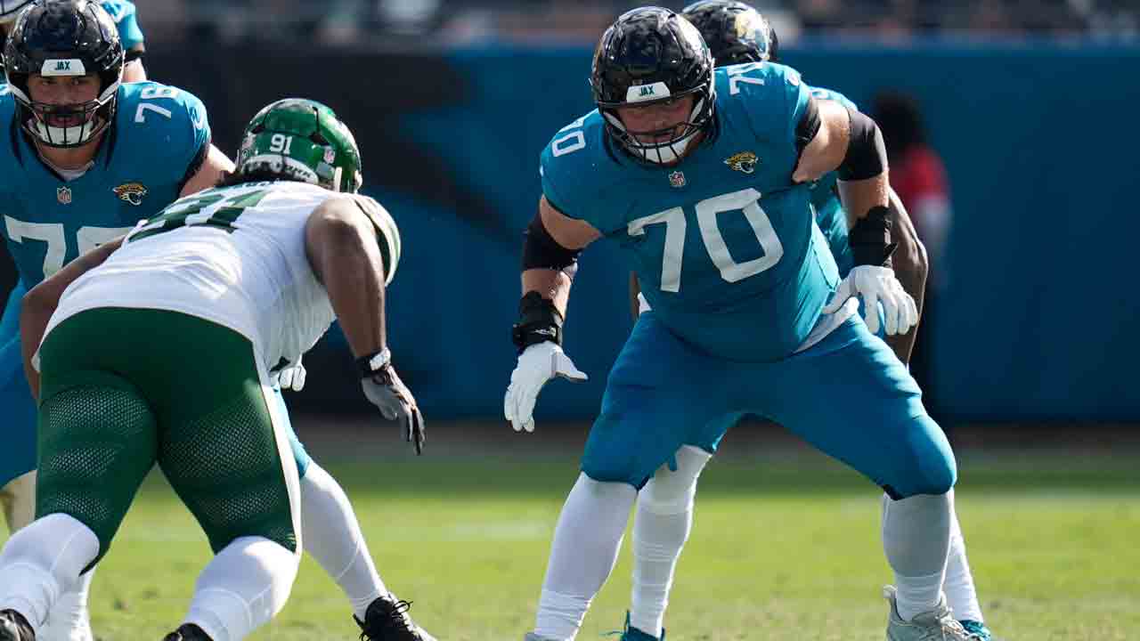 AP Source: Jaguars agree to three-year extension with LT Cole Van Lanen