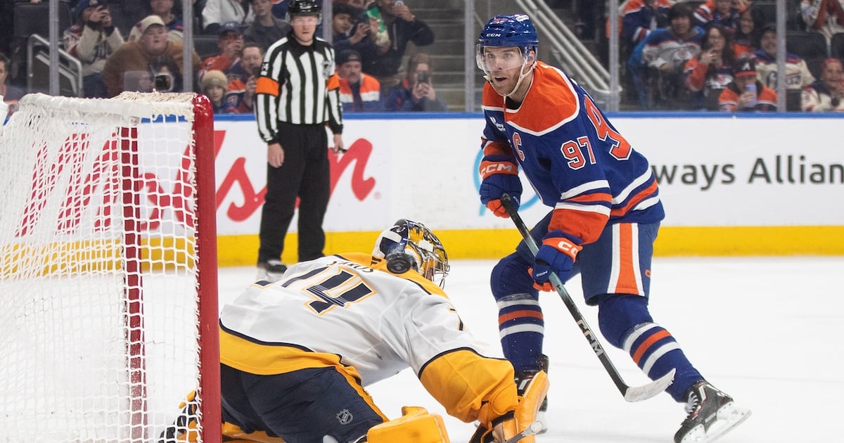 Connor McDavid nets hat trick as Oilers drill Predators