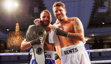 Former Premier League footballers raise £127,500 in charity boxing event