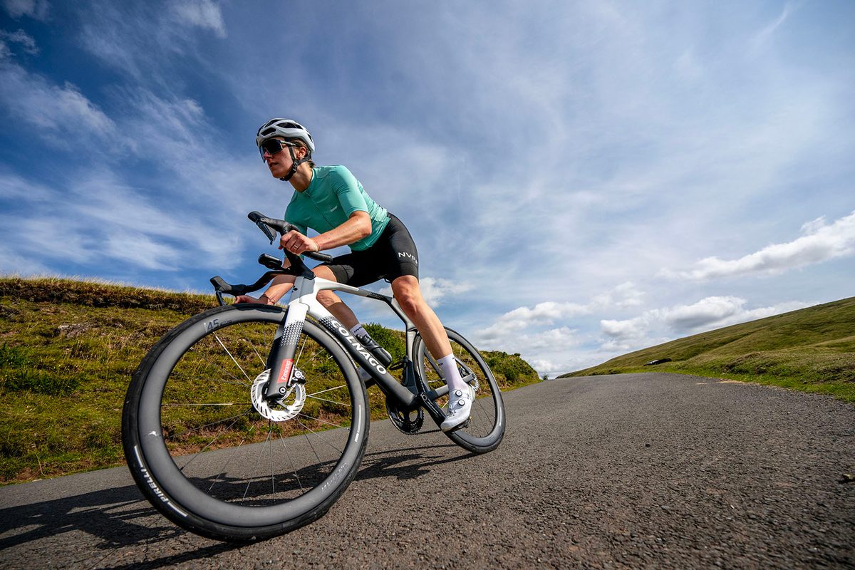 Female cyclist riding the Colnago Y1Rs aero road bike