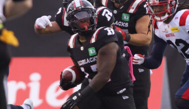 Als sign returner DeVonte Dedmon