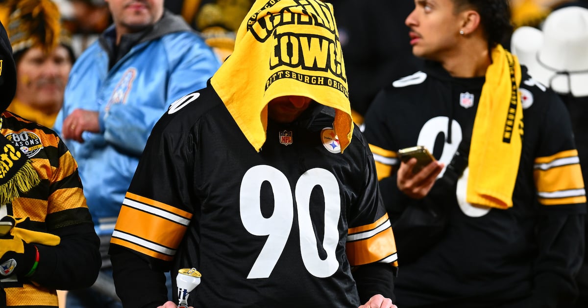 Texans’ defence closes curtains on Steelers