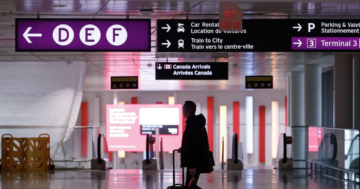 Flight delays, cancellations at Canadian airports: Weather