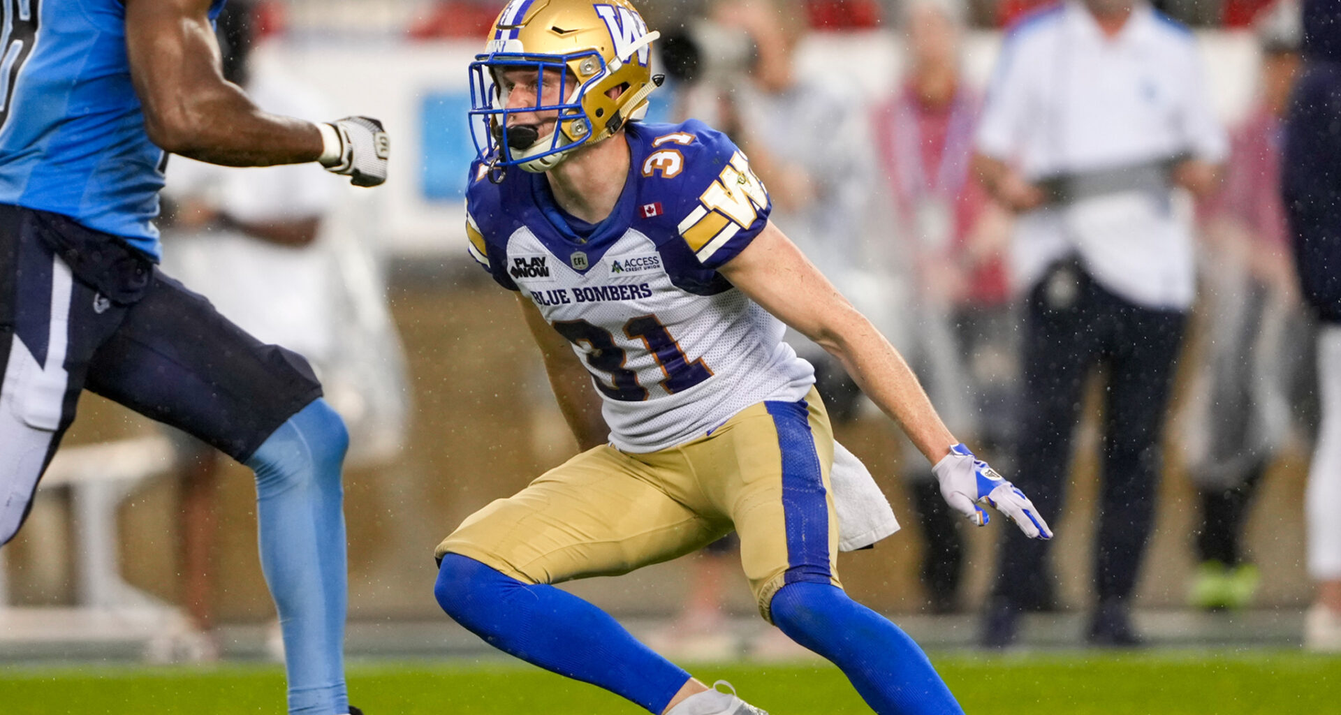 Bombers sign Evan Holm to two-year extension