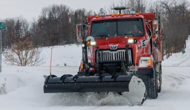 What snow-clearing efforts look like in the Greater Toronto Area - CTV News