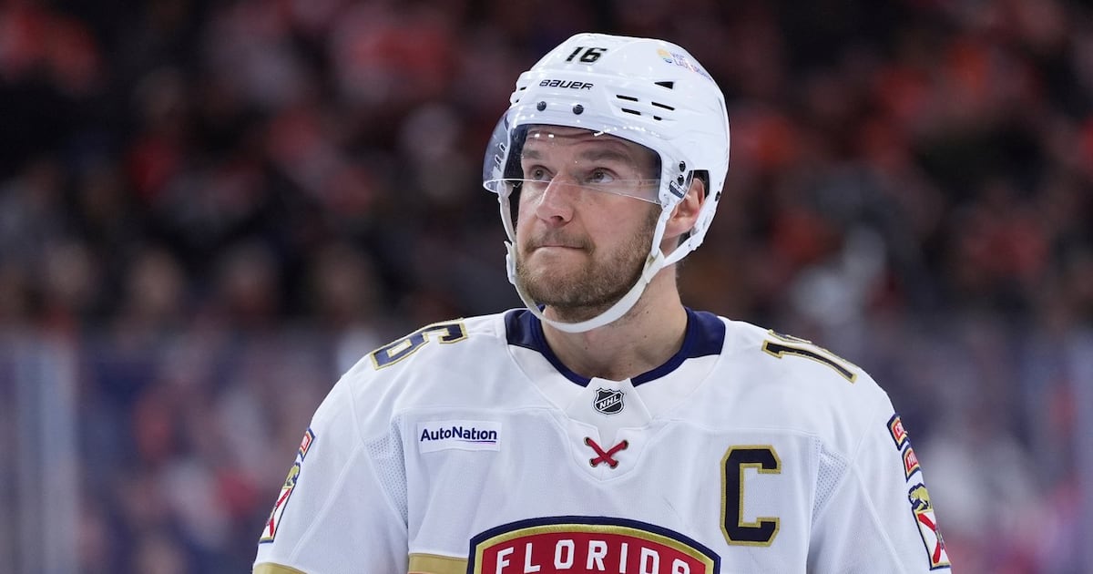 “Pretty high” chance Aleksander Barkov returns for Florida Panthers this season