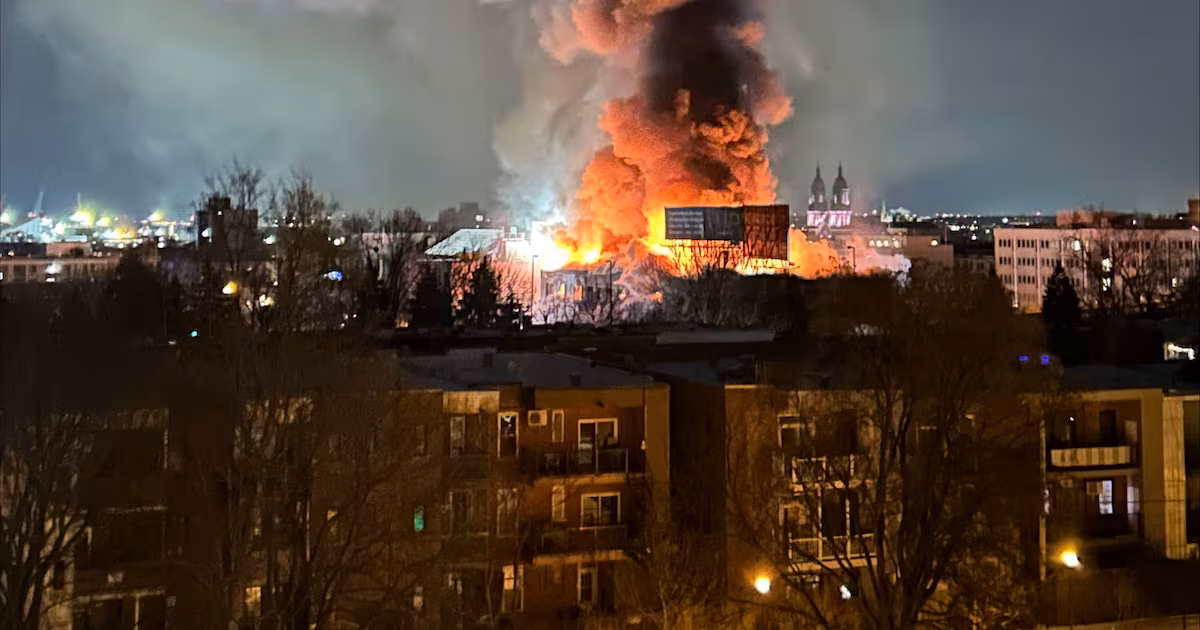 Jacques-Cartier Bridge reopens lanes in both directions after major fire at historic building - CTV News