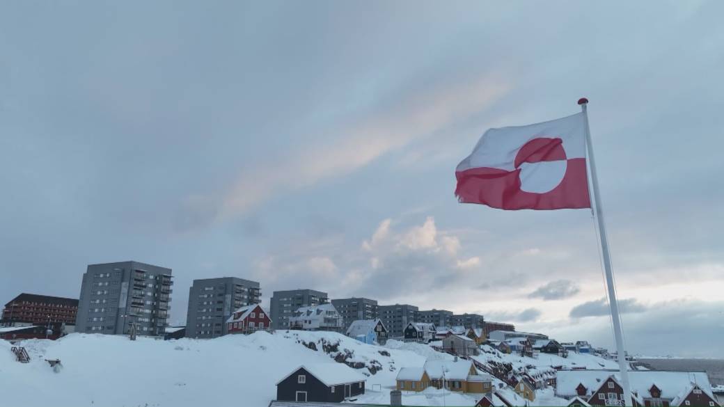 Click to play video: 'Tensions rise as Trump revives talk of Greenland annexation'