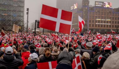 World markets jolted, euro softens, as Trump vows tariffs on Europe over Greenland