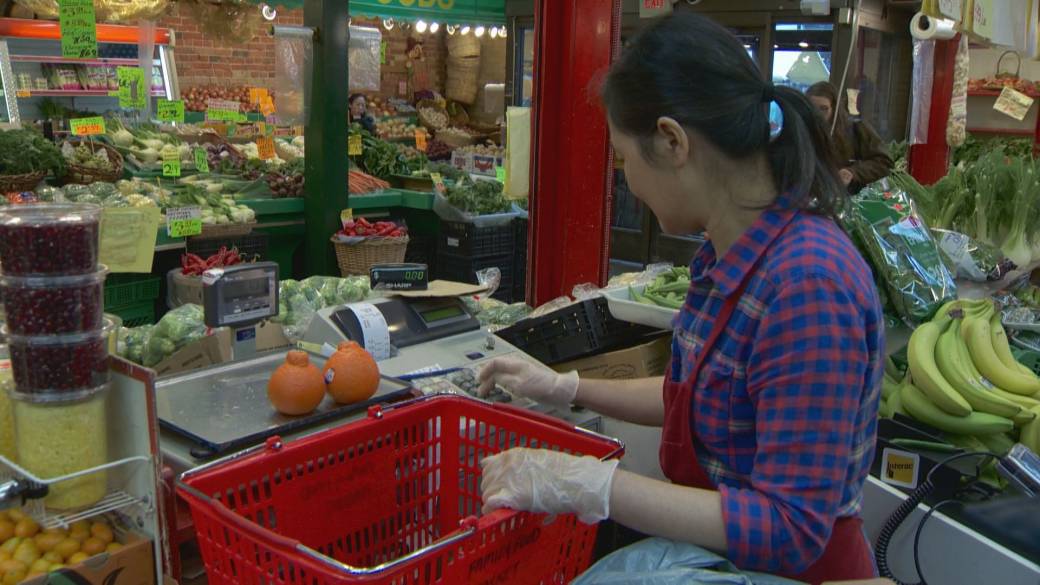 Click to play video: 'Could Canada’s first grocery code of conduct take a bite out of food inflation?'