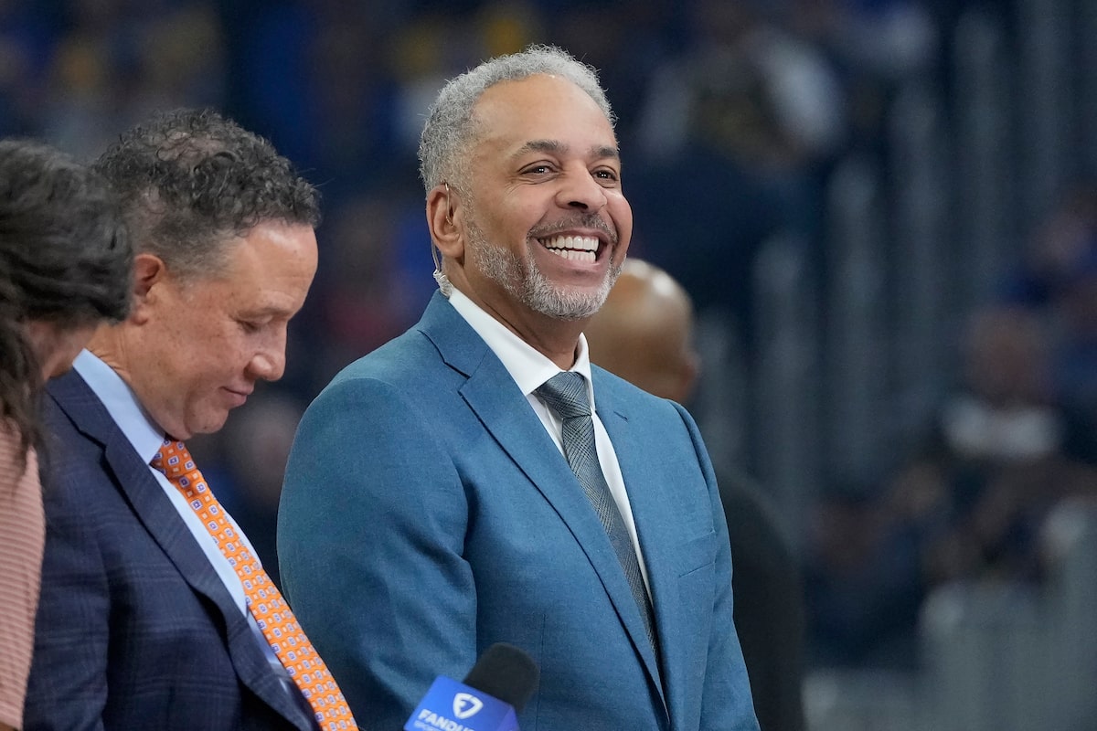 Dell Curry to have his No. 30 jersey retired by Charlotte in March