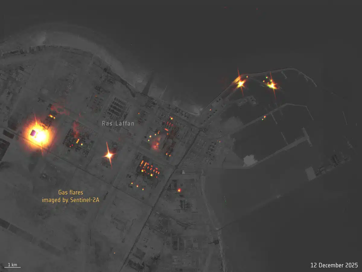 Gas Flares In Ras Laffan, Qatar, Captured At Night By Sentinel 2a On December 12, 2025, During A Low Light Imaging Trial.