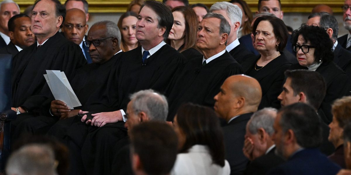 Down Arrow Button Icon