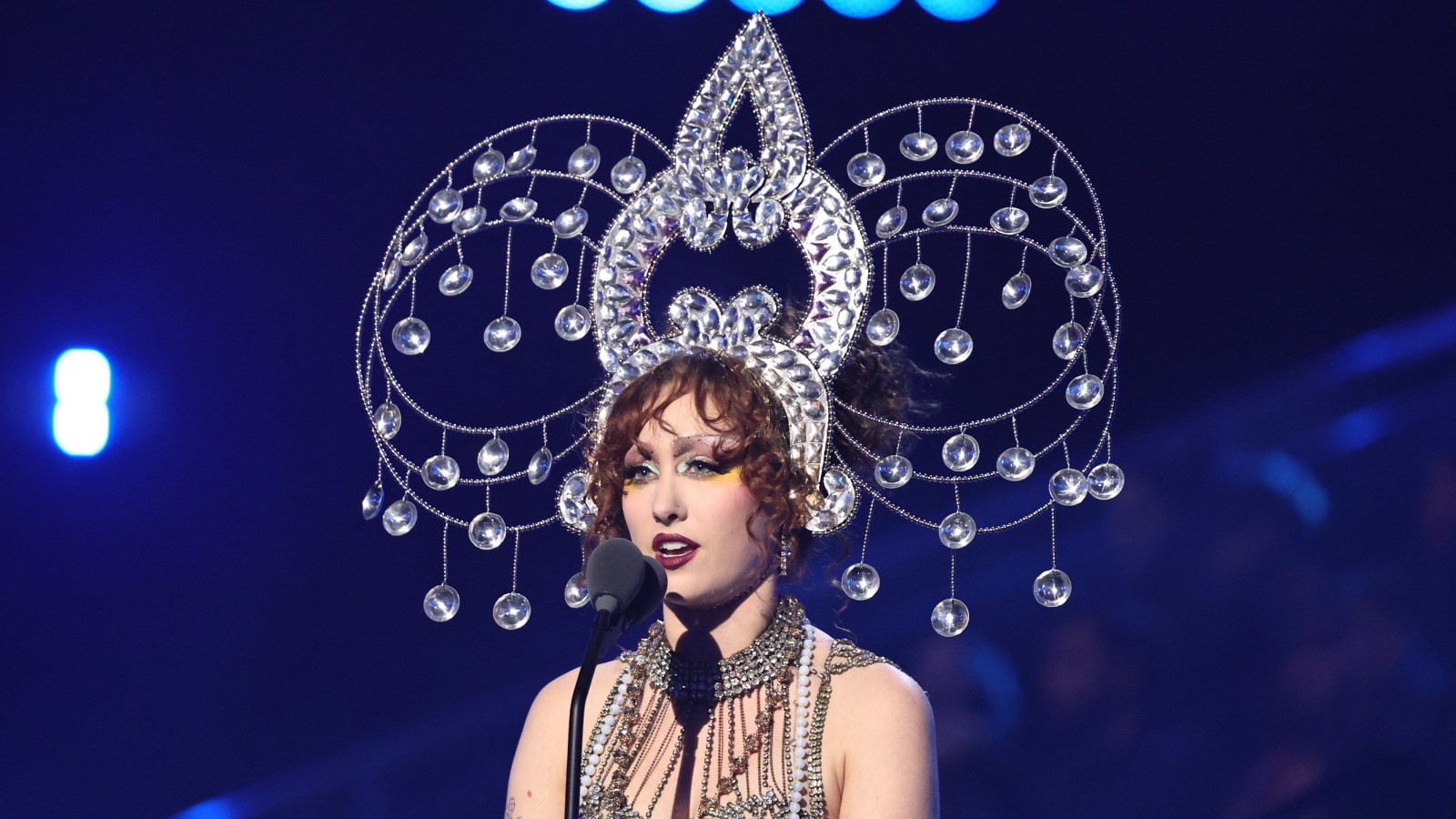 Chappell Roan Reflects on Importance of Community at Resonator Awards