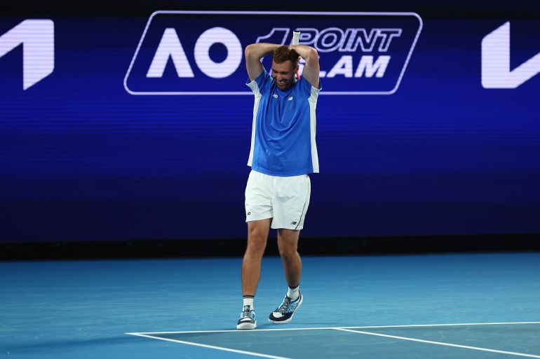 Jordan Smith reacts.