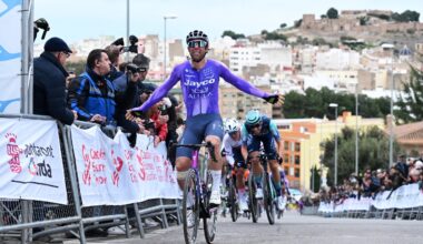 Michael Matthews celebrates at finish line as race winner of the Ruta de la Ceramica - Gran Premio Castellon (Photo: Antonio Baixauli/Getty Images)