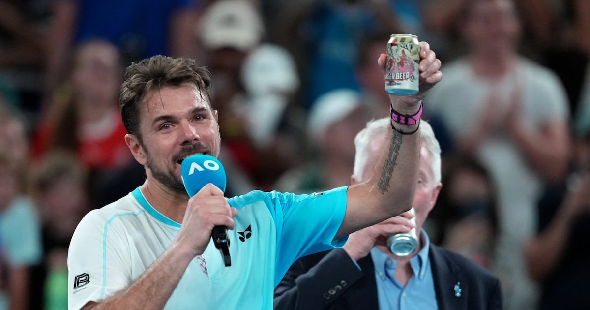 Stan Wawrinka bids farewell at Australian Open with loss to Taylor Fritz