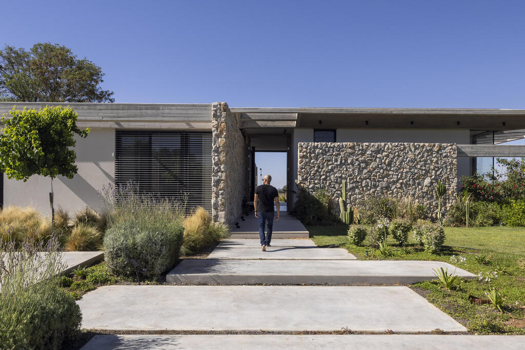 בית פרטי בתכנון בריק רוה אדריכלים