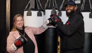 Mayor packs a punch to help launch new boxing gym in Lichfield
