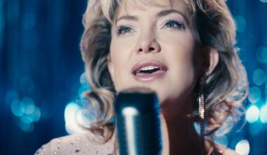 Kate Hudson Reacts to Criticism from Real-Life Son of ‘Song Sung Blue’ Singer