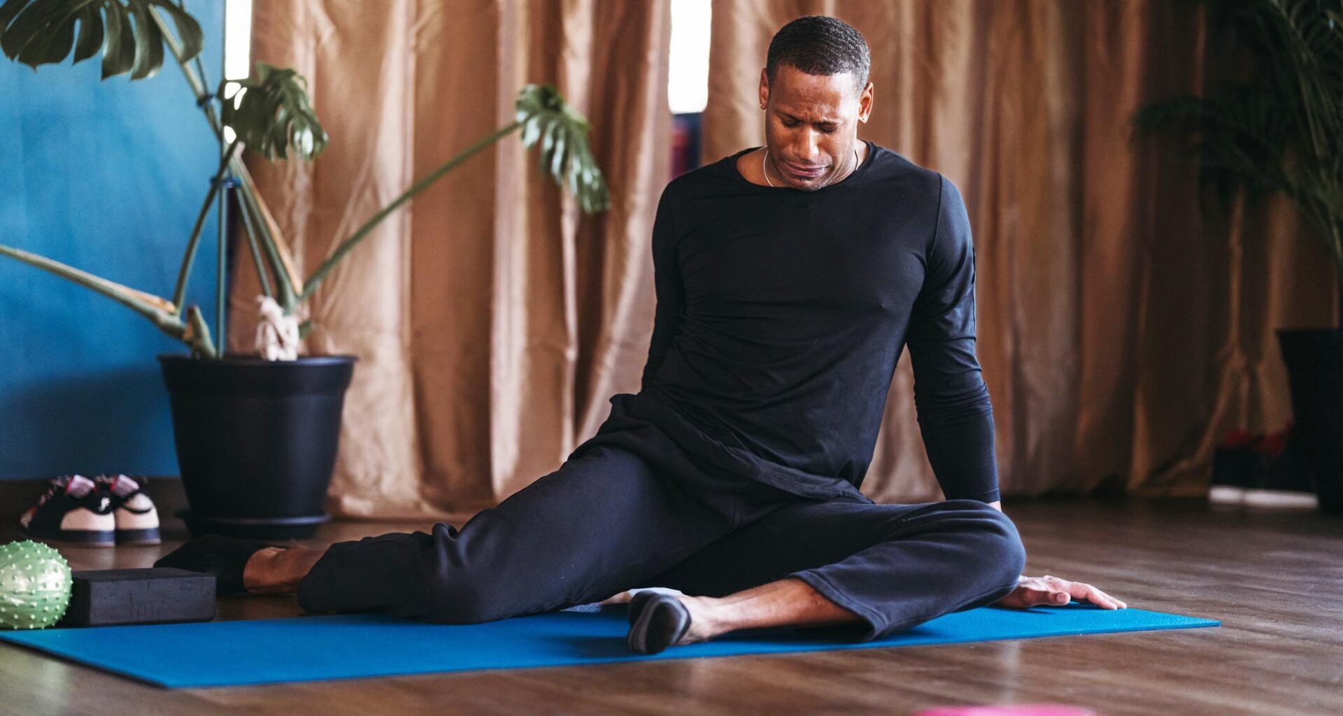 'I have very tight hips, but doing this stretch every day has helped to improve my mobility'