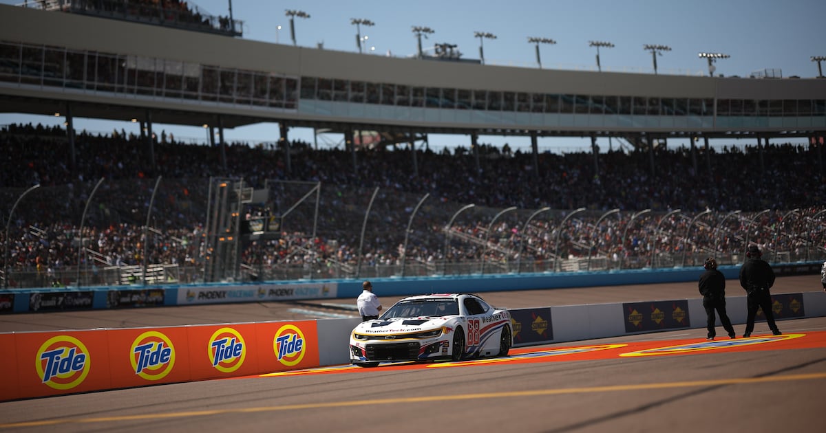 NASCAR unveils plan to transform race weeks, race tracks