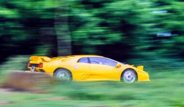 The Lamborghini Diablo Is Outrageous, but the Market Now Takes It Seriously