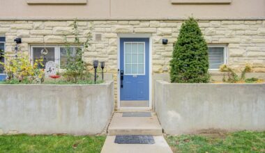 A Toronto townhouse designed to fit in with Edwardian architecture