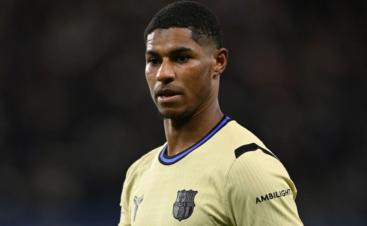 Marcus Rashford facing uncertain future as Barcelona reportedly consider not triggering $35M Man United buy option