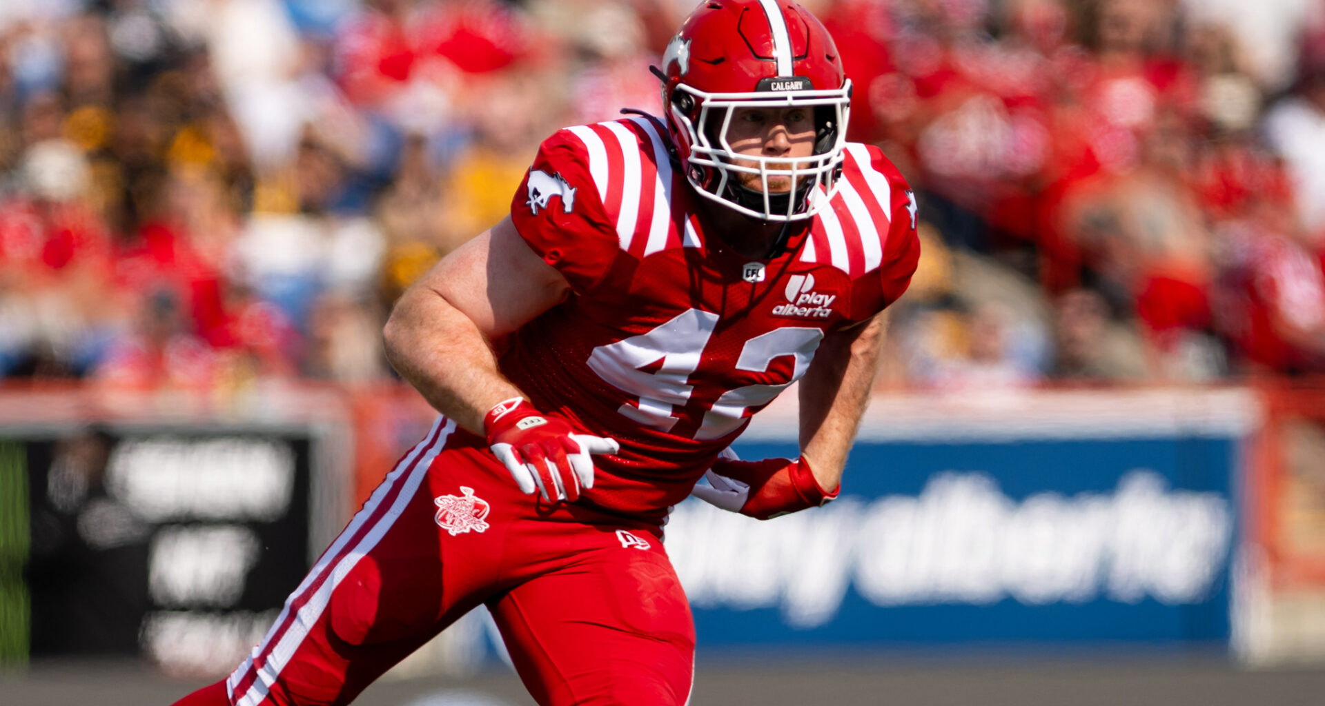 Stampeders extend National linebacker Micah Teitz