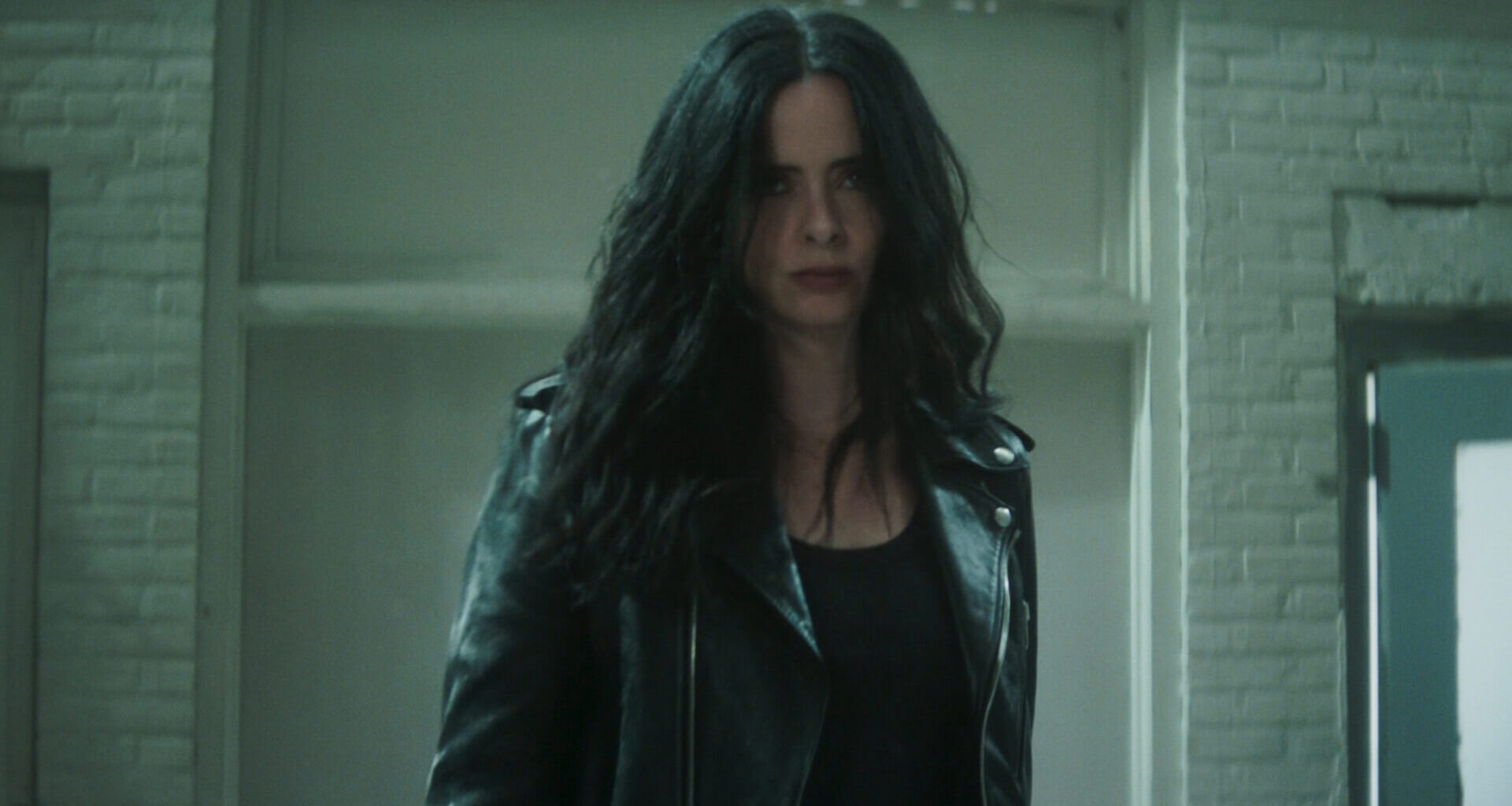 Jessica Jones is back to save Daredevil's ass in season 2 trailer