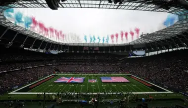 Could there be a NFL head coach born in England? image