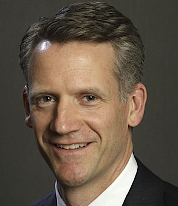 Phelps Leaving As Nascar Commissioner