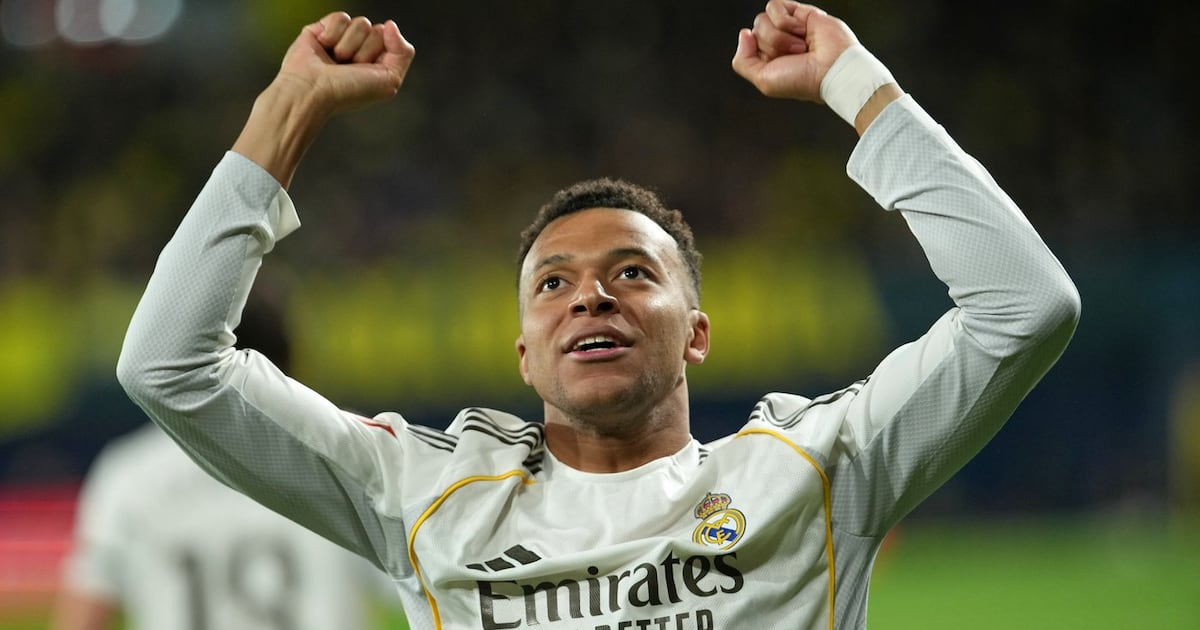 Kylian Mbappé's brace at Villarreal lifts Real Madrid into La Liga lead