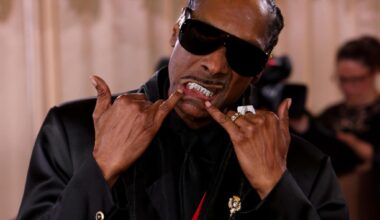 Snoop Dogg to Star in Eli Roth’s ‘Don’t Go in That House, B—h!’