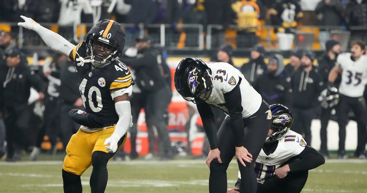 Tyler Loop's missed 44-yard field goal costs Ravens AFC North
