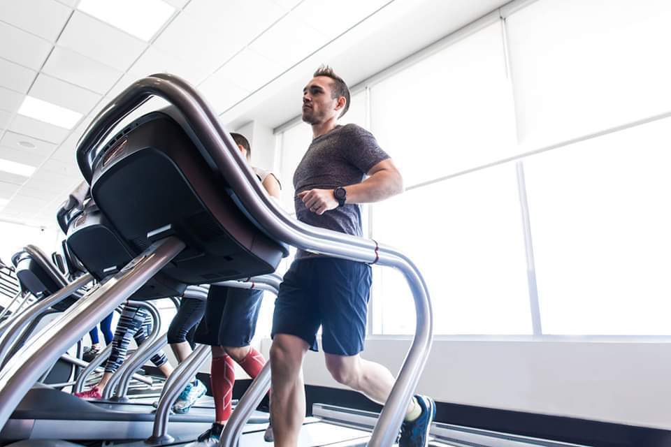 Pablo Espinosa on treadmill at Kondition gym
