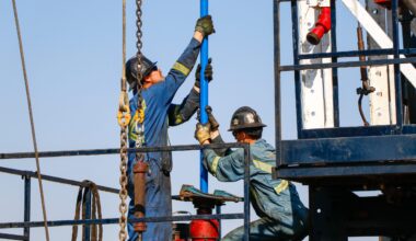 New Alberta–Ottawa agreement aims to streamline project reviews, boost investment