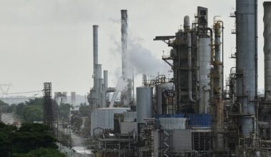 Trump’s plan to seize and revitalize Venezuela’s oil industry faces major hurdles - CTV News