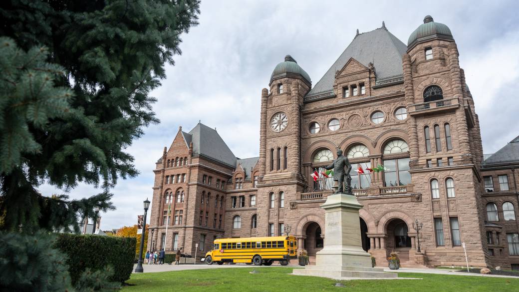 Click to play video: 'Ontario government starts tentative use of AI'