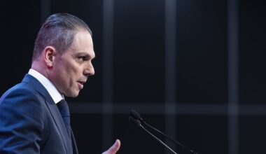 National Bank CEO, chief economist urge Ottawa to go further to attract investment